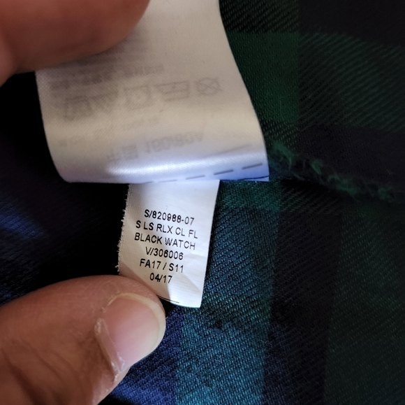 Old Navy Women's Flannel Button Up Long Sleeve - Picture 5 of 6